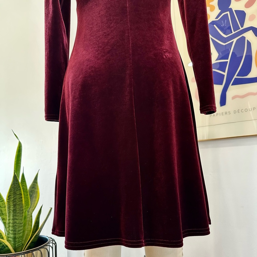 Vintage 90’s Velvet Burgundy Long Sleeve Dress - Picture 13 of 15